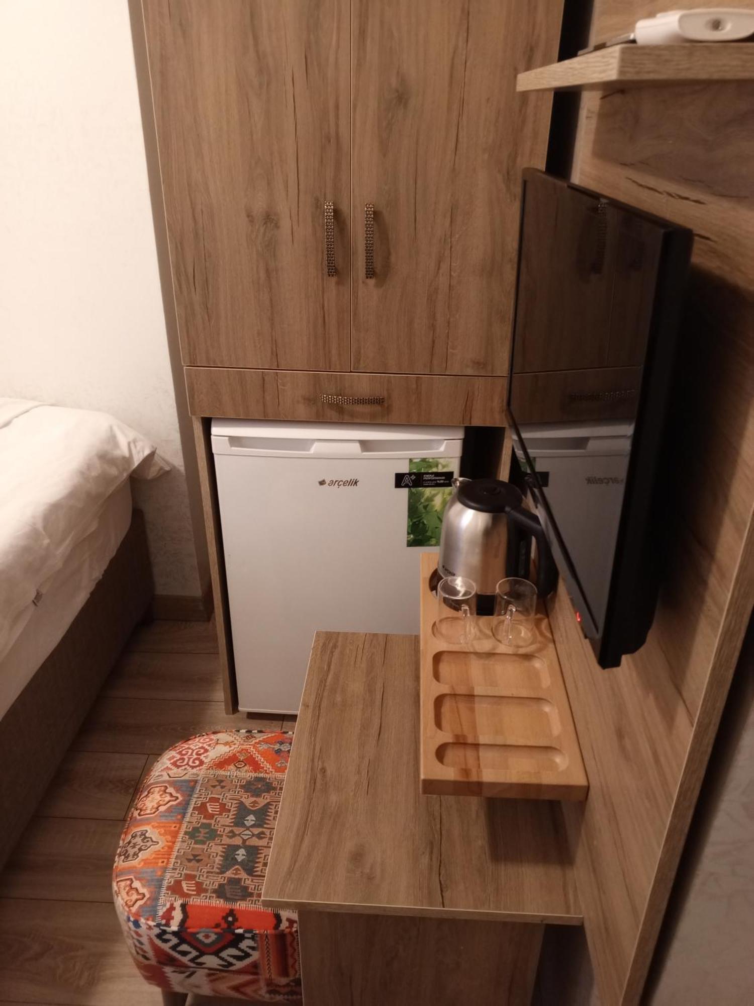 Kosk Hotel Kadikoy Истанбул Екстериор снимка