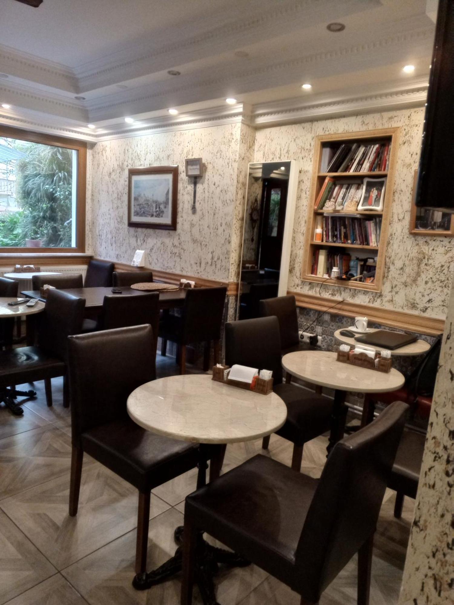 Kosk Hotel Kadikoy Истанбул Екстериор снимка