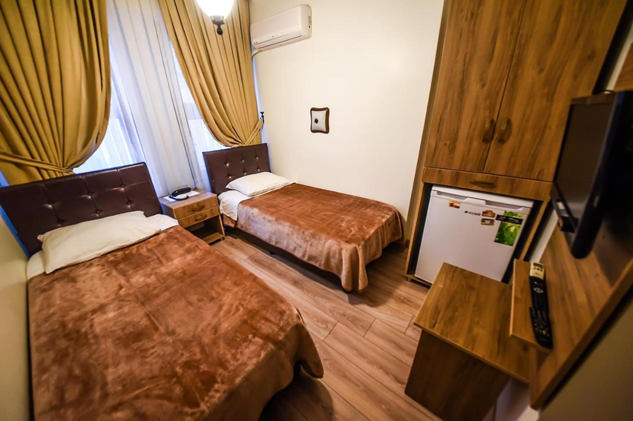 Kosk Hotel Kadikoy Истанбул Екстериор снимка